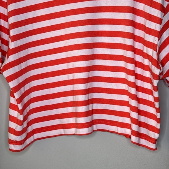 GAP Red and White Striped Crop Crewneck T-Shirt in Large - Picture 6 of 8